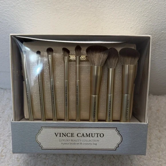 Vince Camuto Luxury beauty collection 8 pcs Brush set and 1 cosmetic bag - Picture 2 of 5